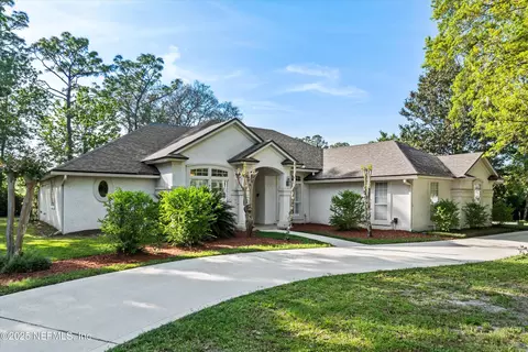 1952 Quaker Ridge Dr, Green Cove Springs, FL 32043