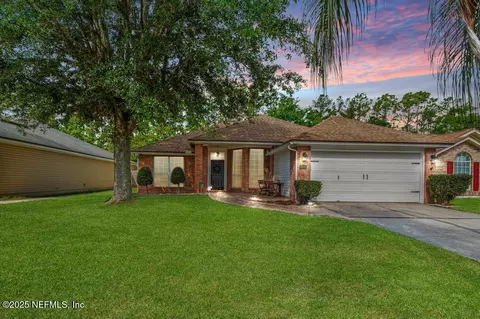 9526 Bent Oak Ct, Jacksonville, FL 32257