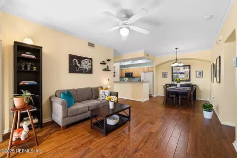 10075 Gate Pkwy N #909, Jacksonville, FL 32246