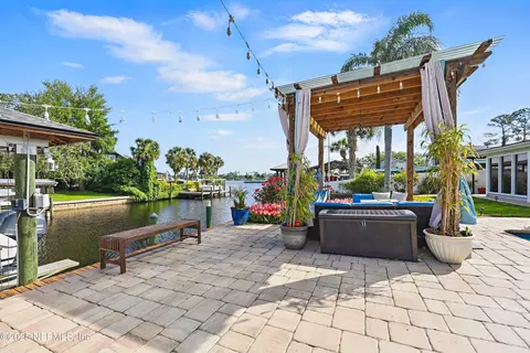5129 Sanibel Dr, Jacksonville, FL 32210