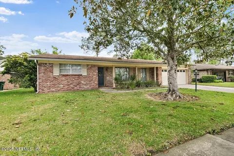 9055 Runnymeade Rd, Jacksonville, FL 32257