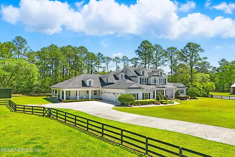1307 Whispering Pines Rd, Saint Johns, FL 32259