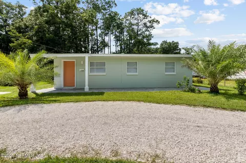 1127 N 15th St, Fernandina Beach, FL 32034