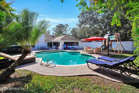 1407 Caddell Dr, Jacksonville, FL 32217