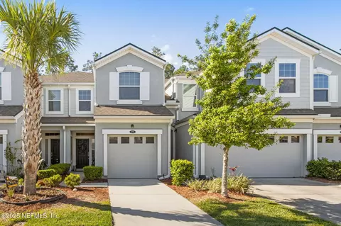373 Richmond Dr, Saint Johns, FL 32259