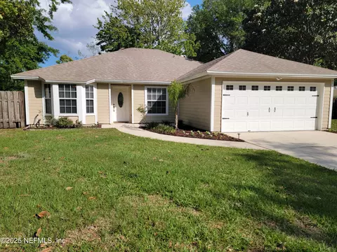 573 Hagans Ct, Fleming Island, FL 32003