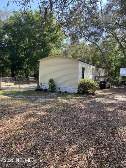6294 Alliance Ave, Keystone Heights, FL 32656