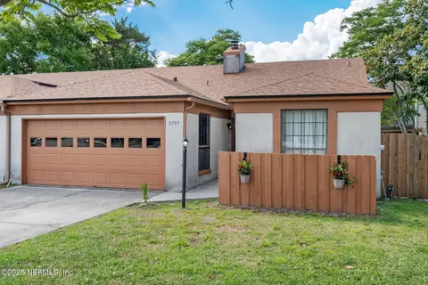 9709 Fawn Brook Cir N, Jacksonville, FL 32256
