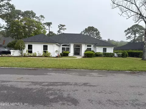 1135 Salt Creek Dr, Ponte Vedra Beach, FL 32082