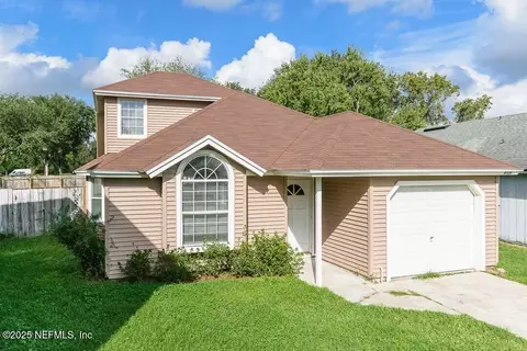 8504 Long Meadow Ct, Jacksonville, FL 32244