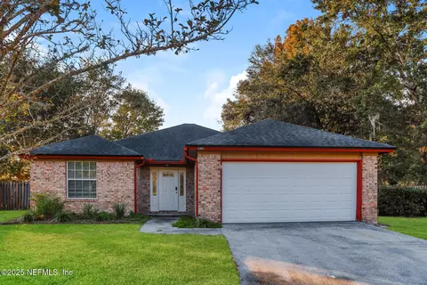 280 Dovefield Ct, Orange Park, FL 32073