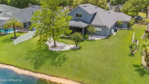 120 Oakwood Plantation Dr, Fleming Island, FL 32003