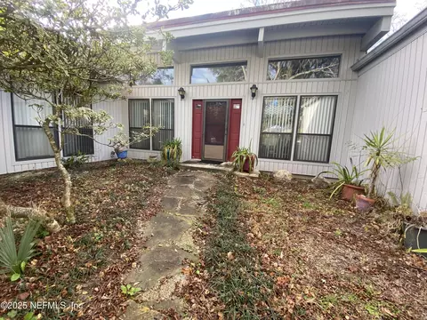 1006 Cahoon Rd S, Jacksonville, FL 32221