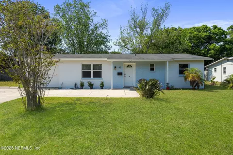 82 Andora St, Saint Augustine, FL 32086