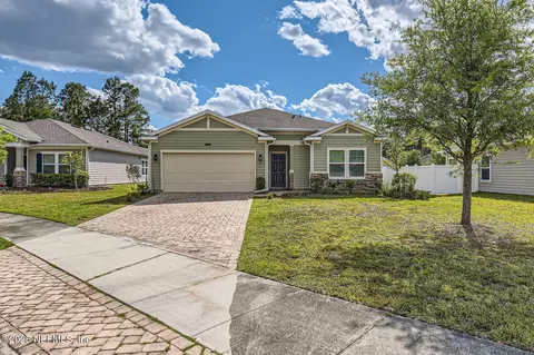15827 Douglas Lake Dr, Jacksonville, FL 32218