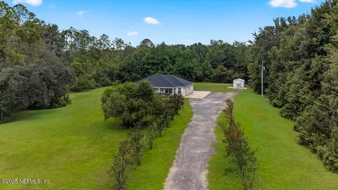 43812 Freedom Dr, Callahan, FL 32011