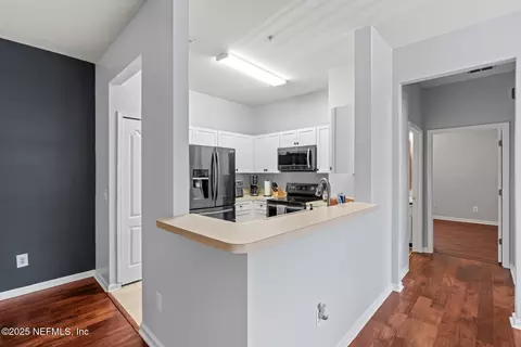 Kitchen - 8601 Beach Blvd #905, Jacksonville, FL 32216 photo 1 of 3