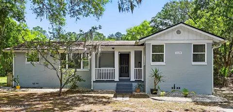 3139 Tiger Hole Rd, Jacksonville, FL 32216