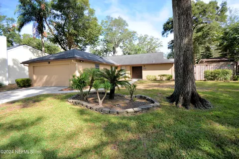 4765 Marsh Hammock Dr W, Jacksonville, FL 32224