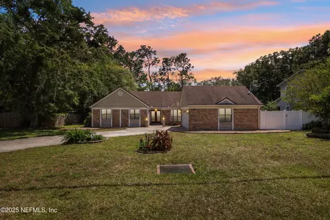 1071 Orangewood Rd, Saint Johns, FL 32259
