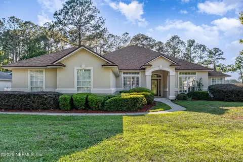 275 Edgewater Branch Dr, Saint Johns, FL 32259