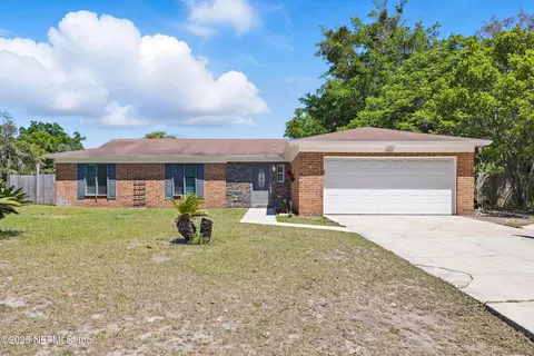 3689 Red Oak Cir S, Orange Park, FL 32073