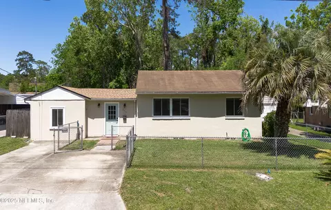 4735 Sefa Cir N, Jacksonville, FL 32210