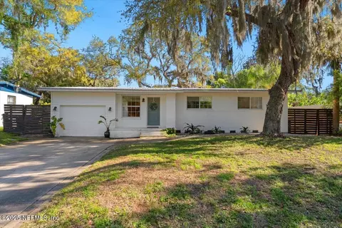 22 Madeira Dr, Saint Augustine, FL 32080