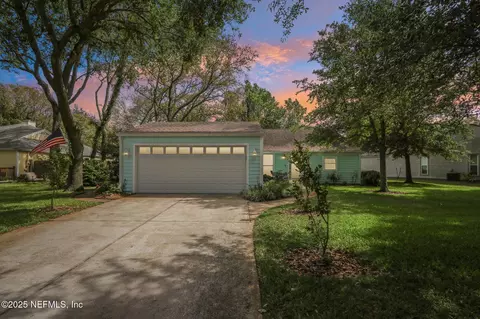 1037 Kings Rd, Neptune Beach, FL 32266