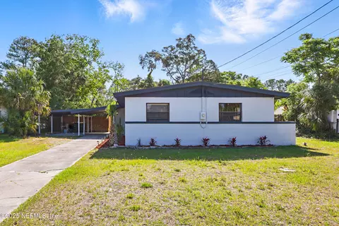 1845 Hawaii Dr E, Jacksonville, FL 32246