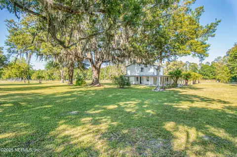 11323 Mallie Davis Rd, Glen Saint Mary, FL 32040