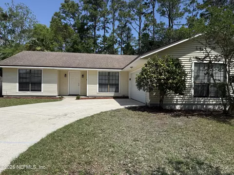 8161 Crosswind Rd, Jacksonville, FL 32244