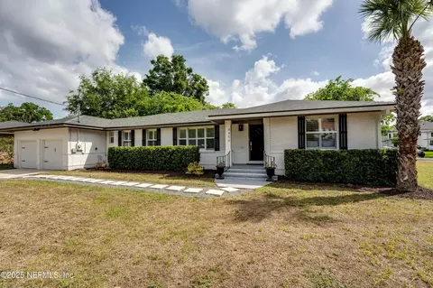 4456 Worth Dr E, Jacksonville, FL 32207