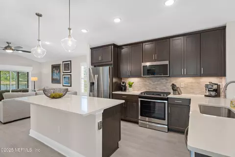 12052 Heyler St, Jacksonville, FL 32256