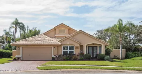 28 Spanish Waters Dr, Ormond Beach, FL 32176