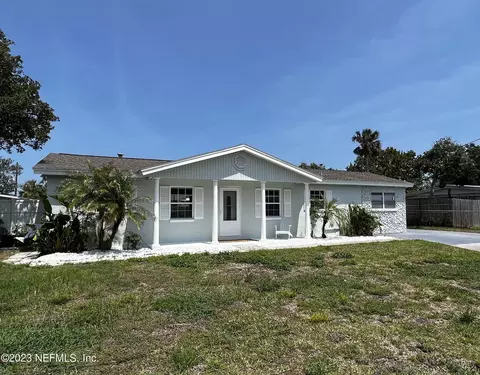 451 Whiting Ln, Atlantic Beach, FL 32233