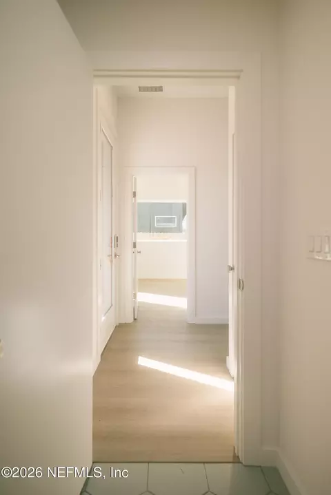 Entry Way - 576 Woodlawn Rd, Saint Augustine, FL 32084 photo 4 of 4