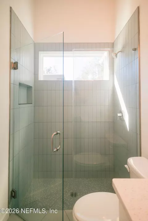 Bath - 576 Woodlawn Rd, Saint Augustine, FL 32084 photo 2 of 3