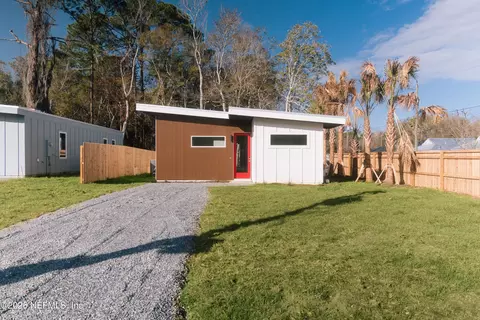 Exterior - 572 Woodlawn Rd, Saint Augustine, FL 32084 photo 1 of 2