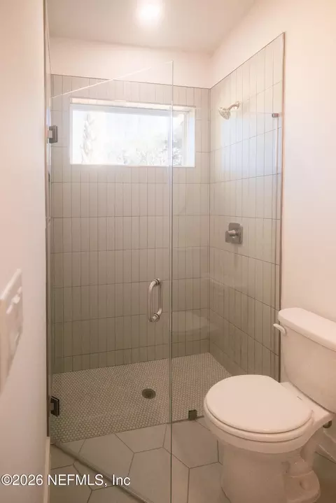 Bath - 572 Woodlawn Rd, Saint Augustine, FL 32084 photo 1 of 2