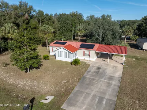 100 Musket Dr, Satsuma, FL 32189