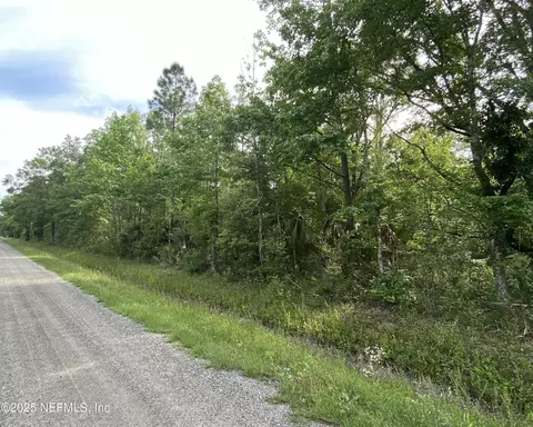 10445 Ruth Ave, Hastings, FL 32145