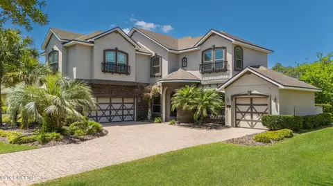 368 St Johns Forest Blvd, Saint Johns, FL 32259