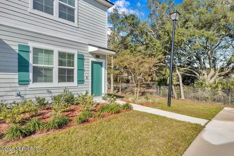 2874 Black Buck Cir, Jacksonville, FL 32225
