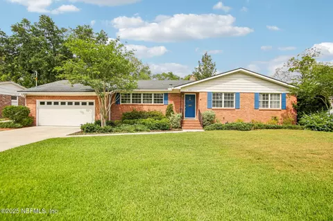 4765 Queen Ln, Jacksonville, FL 32210