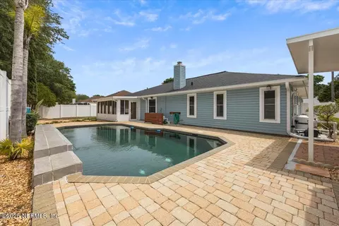 12571 Country Charm Ln N, Jacksonville, FL 32225