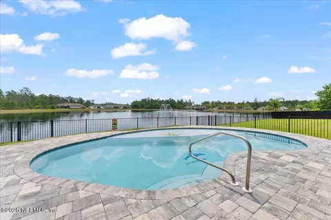 1697 Linda Lakes Ln, Middleburg, FL 32068
