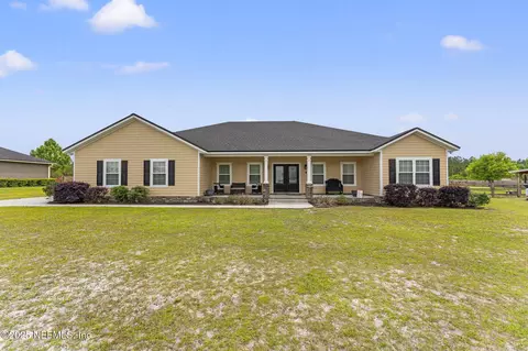 8154 Hunters Rdg S, Glen Saint Mary, FL 32040