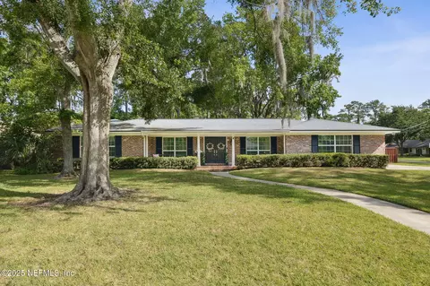 4605 Long Bow Rd S, Jacksonville, FL 32210