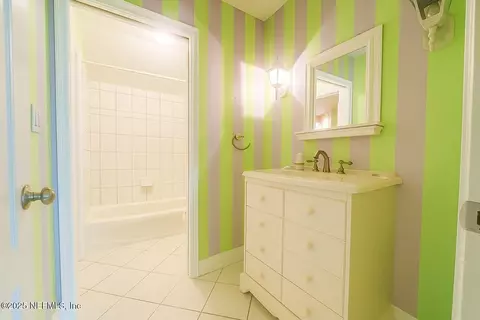Bath - 1897 Hickory Trace Dr, Fleming Island, FL 32003 photo 3 of 5